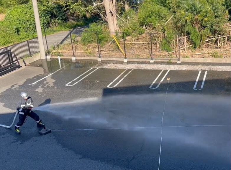 横放水